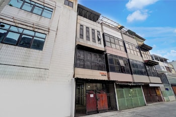 Hotel O Near Rs Husada Formerly Pondokan,,2 star