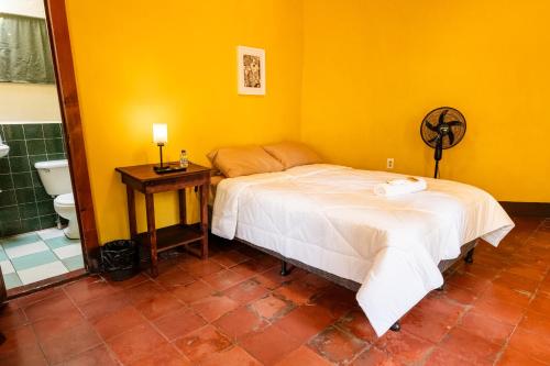 Hotel Itzel,,2 star