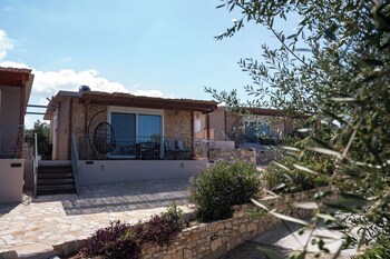 zacharo