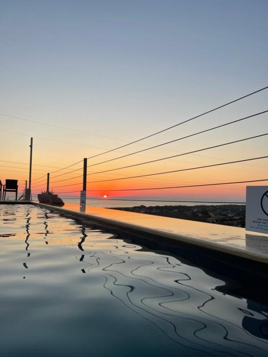 thea luxury residences