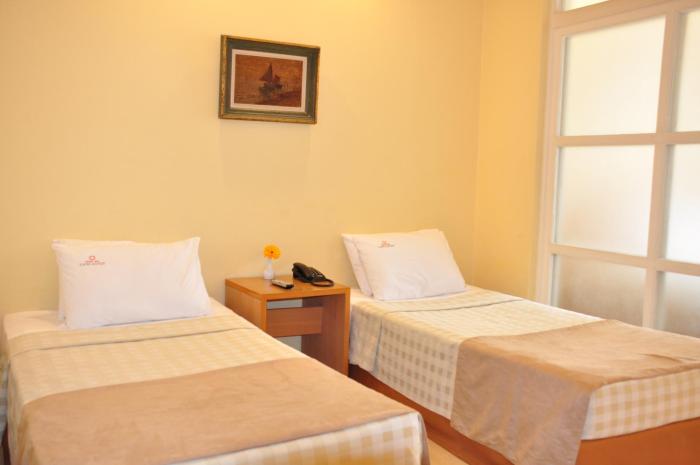 rio lancaster hotel