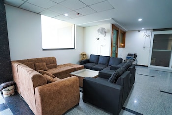 hotel ashirwad noida