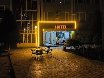 Ali Hotel,,3 star