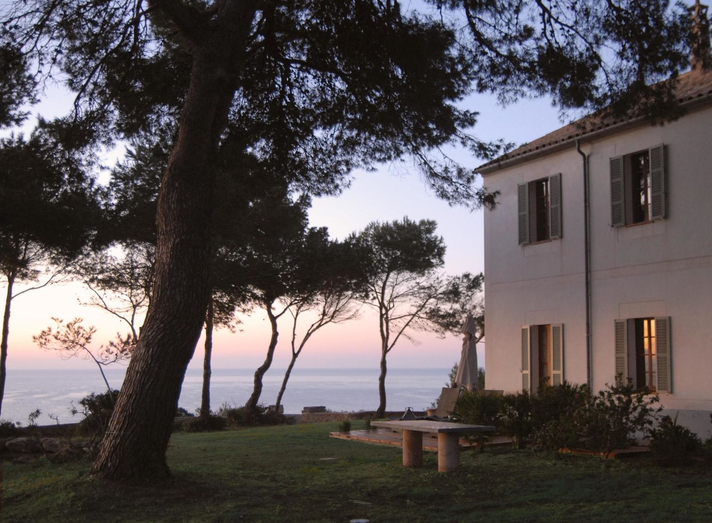 can simoneta hotel adults only