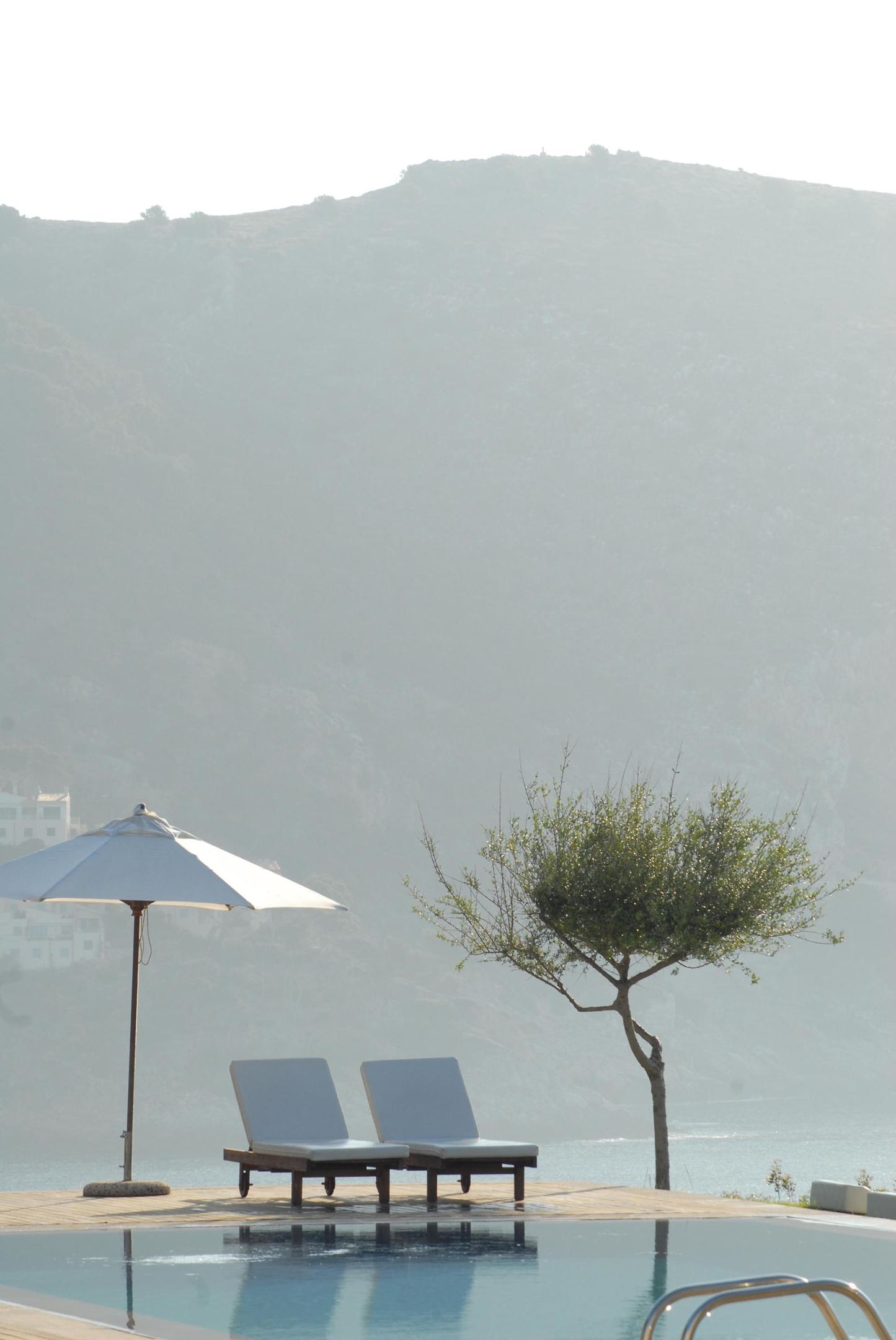 can simoneta hotel adults only