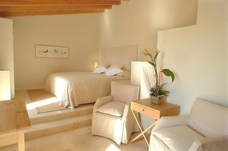 can simoneta hotel adults only