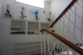 Surf And Windsurfer House Anzio,,1 star