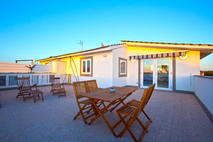 surf and windsurfer house anzio