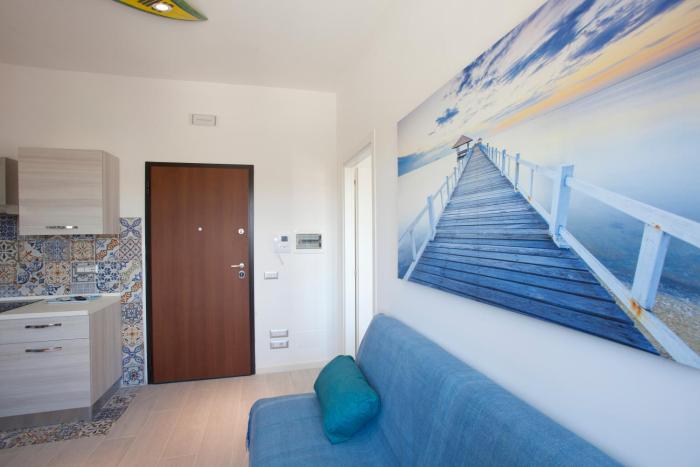surf and windsurfer house anzio