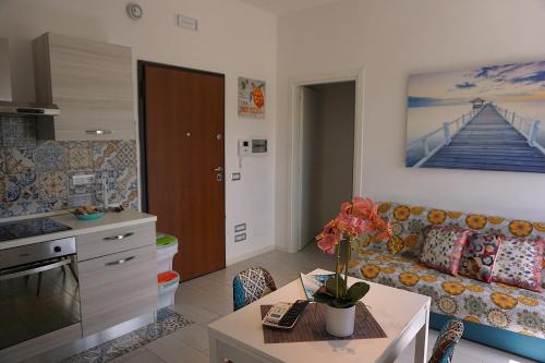 surf and windsurfer house anzio