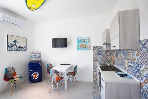 surf and windsurfer house anzio