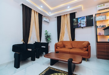 vhs vinchee suites ii