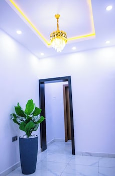 vhs vinchee suites ii