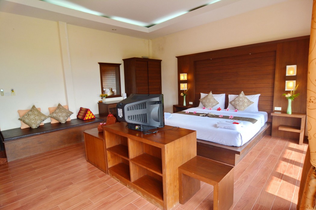 phuchawee lanta villa