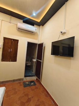 shree rudraksha home stay