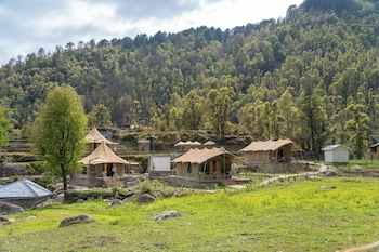 saraaya glamps dharamshala