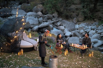 saraaya glamps dharamshala