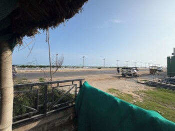 golden rivera near sea beach