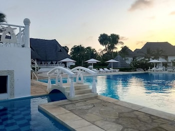 Karibuni Villa 83 N 84,,5 star