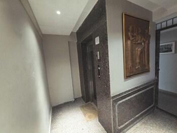 the bay suites nis