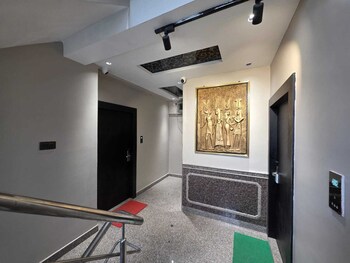 the bay suites nis