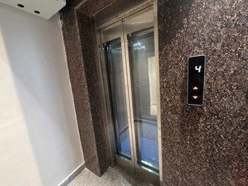 the bay suites nis