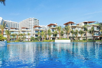 Vienna House By Wyndham Charm Long Hai,,5 star