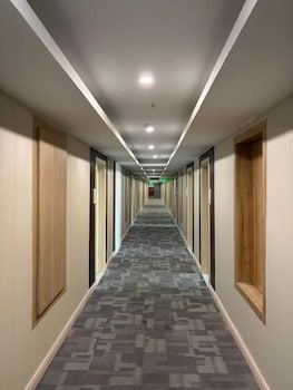 Lee Hotel Lat Phrao,,3 star