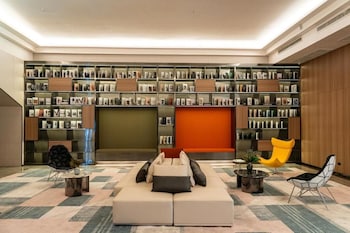 lee hotel lat phrao