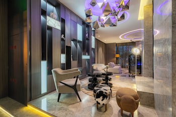 crystal hotel shanghai intl tourism