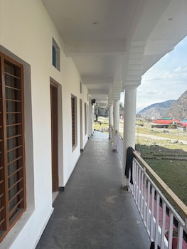 Omji Niwas - Swastik Kharsali,,2 star