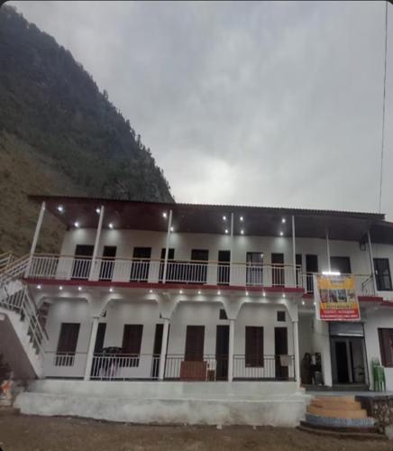 omji niwas swastik kharsali