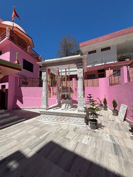 omji ashram tapovan kuti