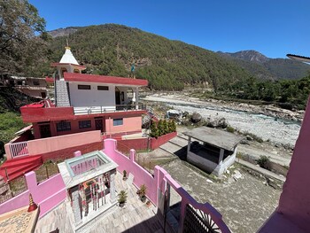omji ashram tapovan kuti