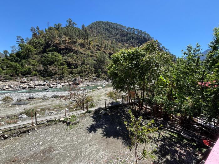 omji ashram tapovan kuti