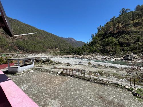 omji ashram tapovan kuti