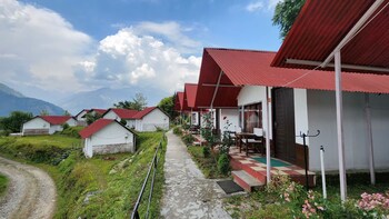 chardham resort guptakashi