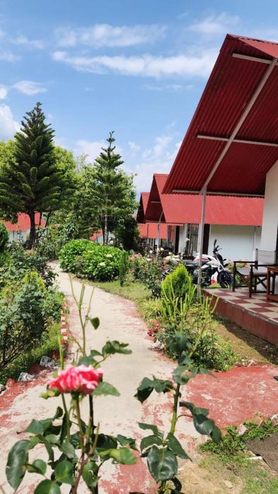 chardham resort guptakashi
