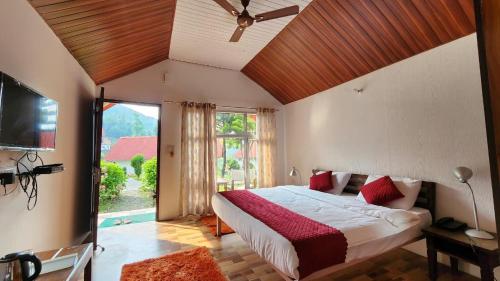 chardham resort guptakashi