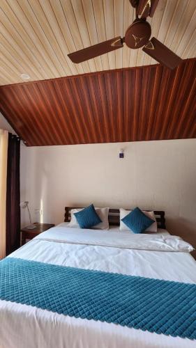 chardham resort guptakashi
