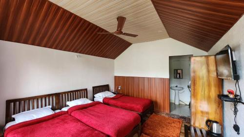 chardham resort guptakashi