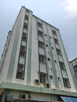 hotel abhishek inn