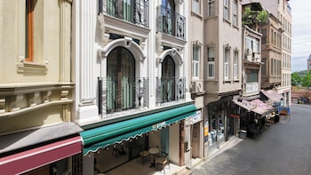 stern hotel karakoy