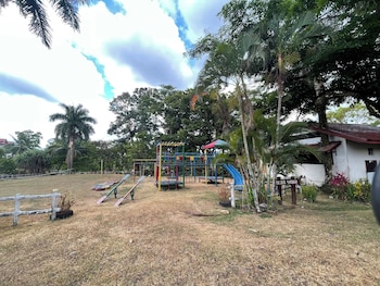 graceland resort tayabas quezon
