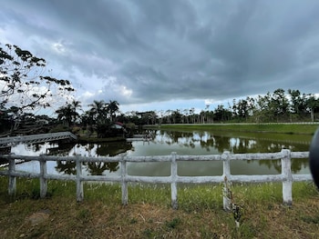 graceland resort tayabas quezon
