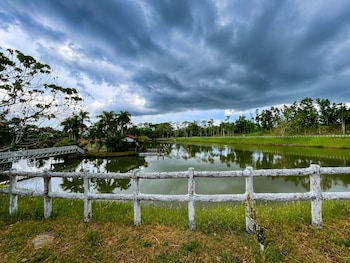 graceland resort tayabas quezon