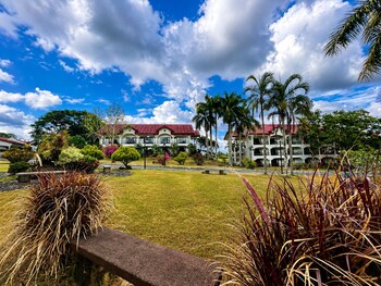 graceland resort tayabas quezon
