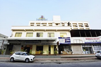 hotel devanshi and banquets by classy stay