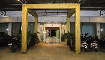 hotel devanshi and banquets by classy stay
