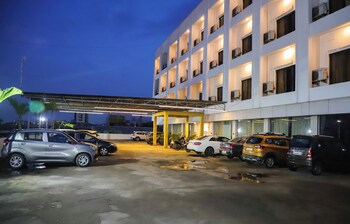 hotel devanshi and banquets by classy stay